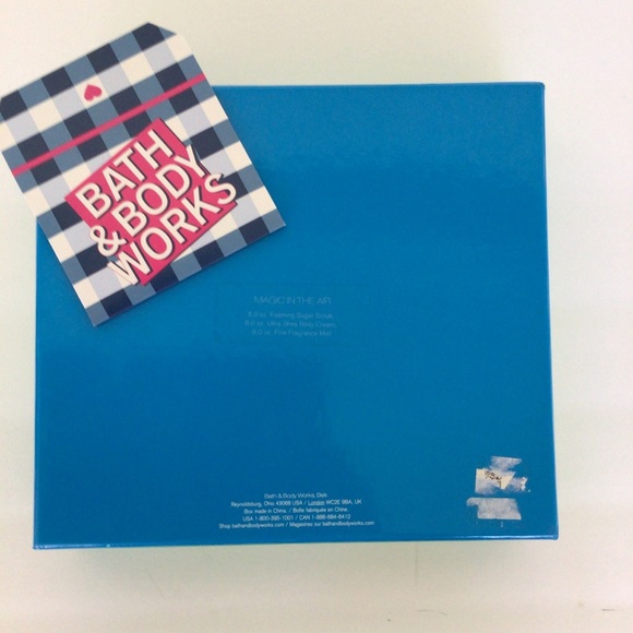 BATH AND BODY WORKS 3D GLITTER GIFT BOX WISH - Picture 11 of 14